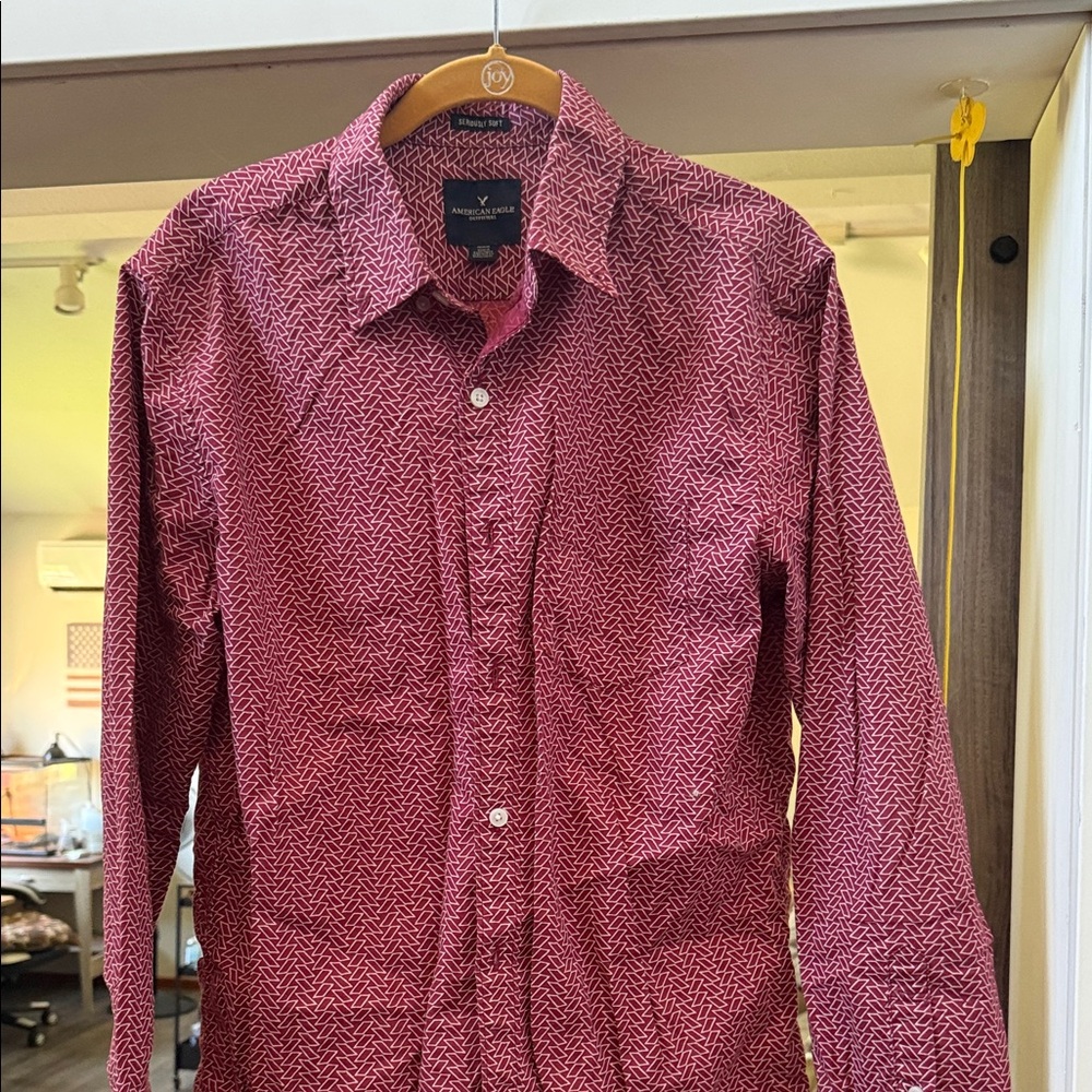 American Eagle Outfitters Red Casual Button Down Shirt